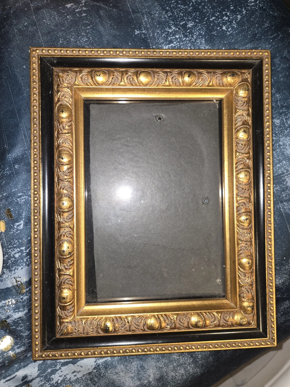 Ornate Gold and Black Decorative Picture Frame EUC